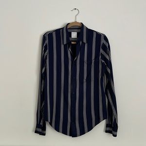 Men’s Sandro Size Small button down shirt